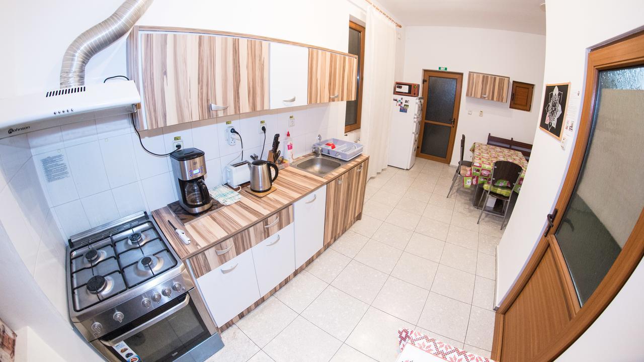 Exit Routine Hostel 티미쇼아라 외부 사진